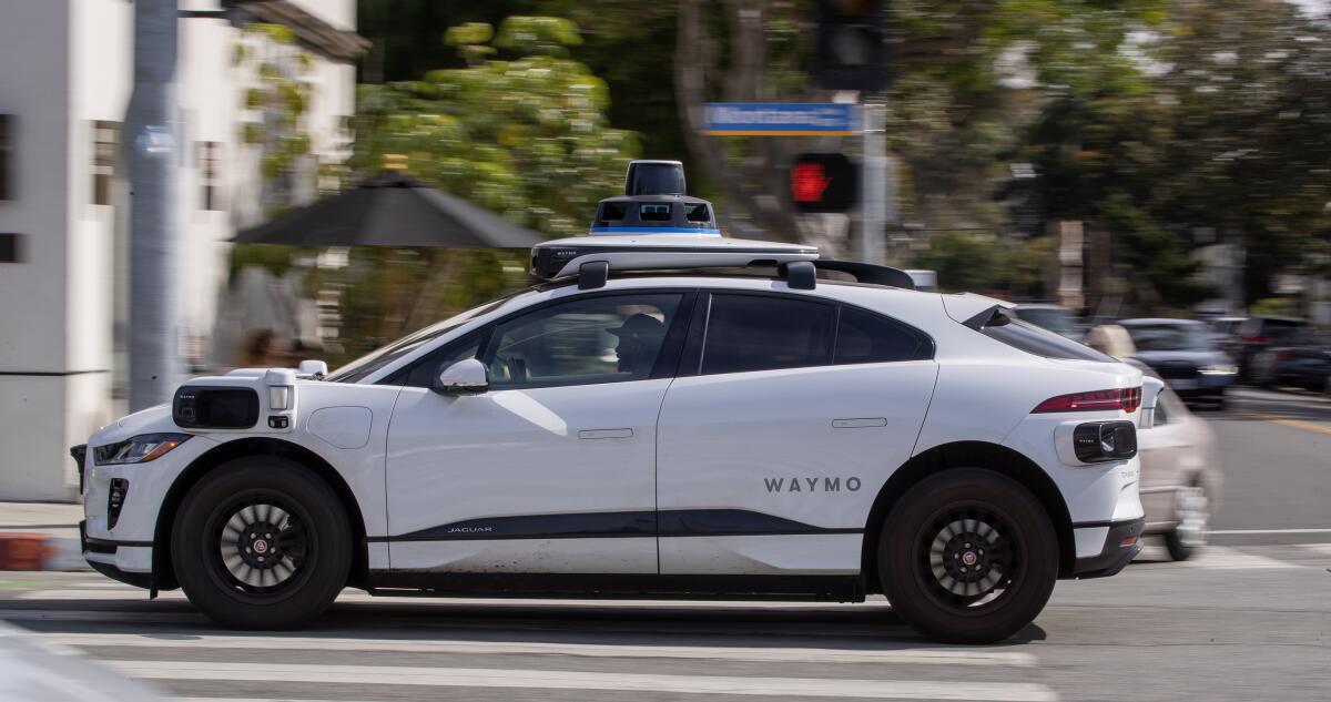 waymo.jpeg